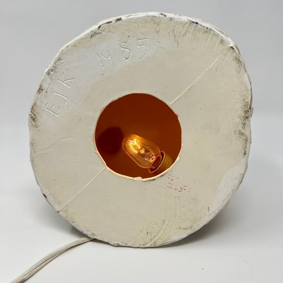 Vintage 80s Hand Painted Ceramic Light Santa House Lamp Christmas Light Kitsch - Picture 8 of 8